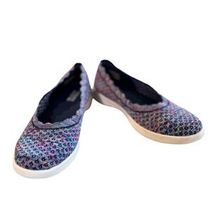 Skechers Women's On the Go Dreamy Blue and Pink Knit Ballet Flats size 7